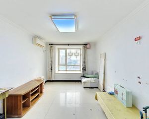 云立方 3室1厅 90平 高楼层视野开阔采光好户型方正不临街