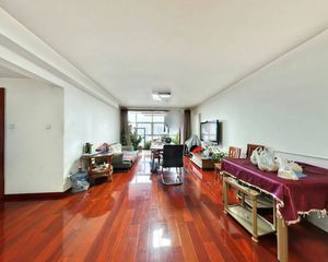 莲花池东路甲5号院 3室2厅 144.57平