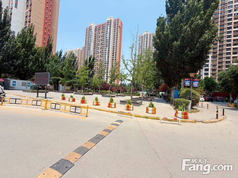 小区相关图