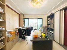 恒大翡翠华庭 双卫生间 正规商品房 出行方便 带电梯 精装修