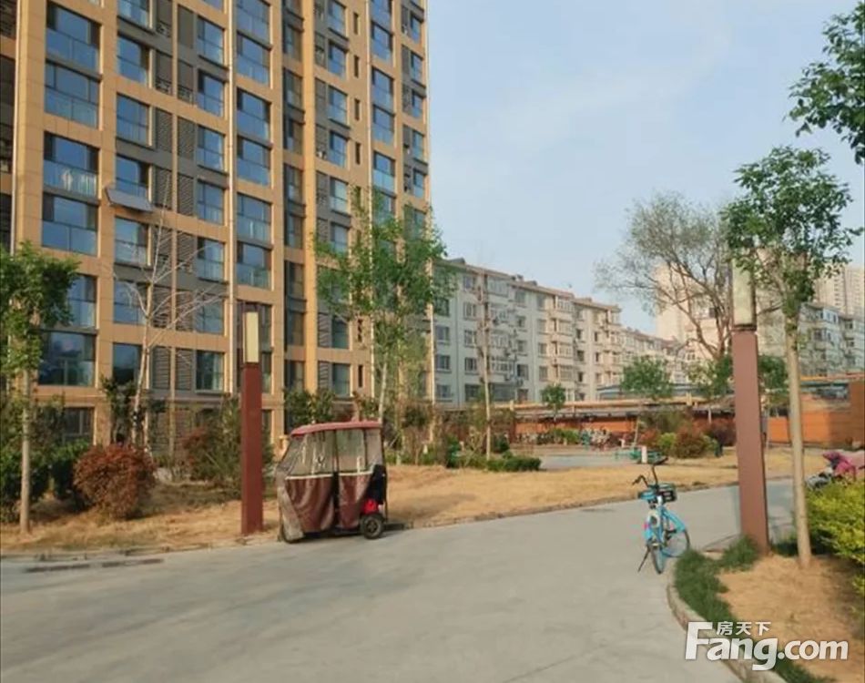 小区相关图