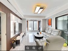 西工区 王城公园 婚房 单晶硅电梯房两室 小高层 有车位
