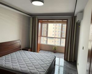荣联天下城 精装两室 双阳 中间楼层 可贷款 小区新环境好