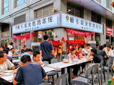 南山总部基地,十字路口转角铺(月3万)业主急出,红本过户