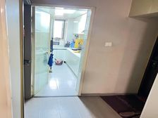 玉林里南北通透两居 精装修低层满五住宅