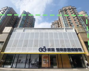 朝阳欢乐谷!222平米!可开全票!可个人!包税!随时看!