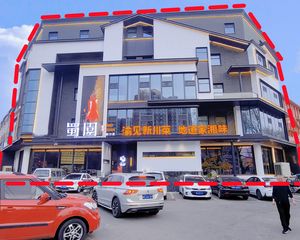 朝阳东三环!户型方正!10年老租户!面宽50米!可开全票!