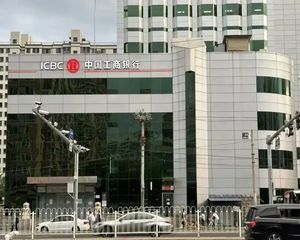 临街独栋 年租金767万 已分租 租金平移 独立停车位