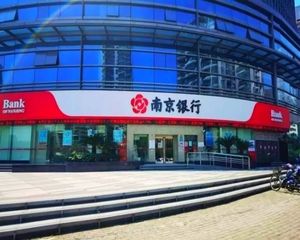 二环地铁口 银行承租 十字路口大展示面 带车位大产权 全业态