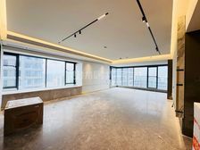 朝向东南 203平 北京路9号 豪装 房东急置换 诚心出售