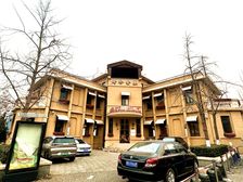 雍和宫独栋(年租金400万)个人名下业主移民 忍痛出售地下
