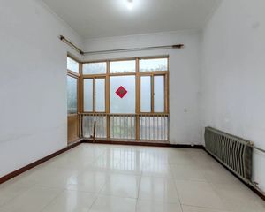 亦庄复式一层yuanzi.南北通透.地铁亦庄线