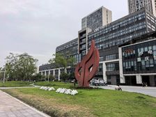 高新区轻轨站 园区纯办公精装写字楼 价格美丽 配套齐全
