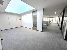 新街口汉中门地铁口 平安国际金融中心 落地窗 可定制装修多套