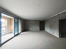 远洋九公子南门旁大横厅4房2卫 安静 南北通透 中间楼层
