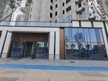 重点中学门口,出房率%,周边5万居民,消费力强