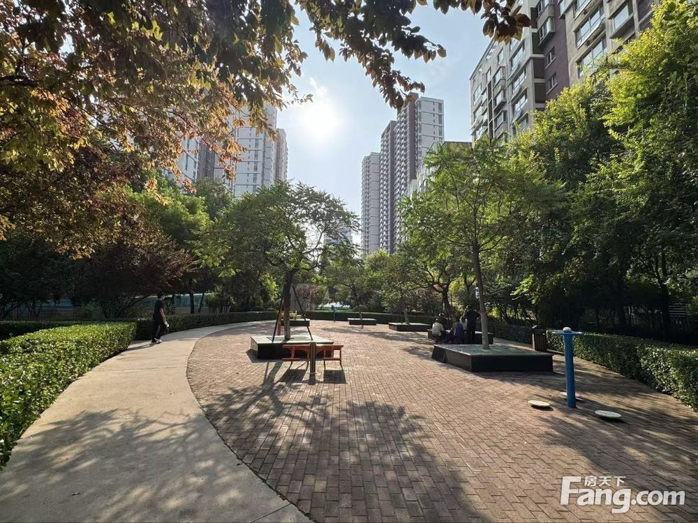 小区相关图