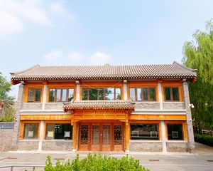 业主急售!朝阳百子湾!临街独栋出售!年租金60万!车位充足!