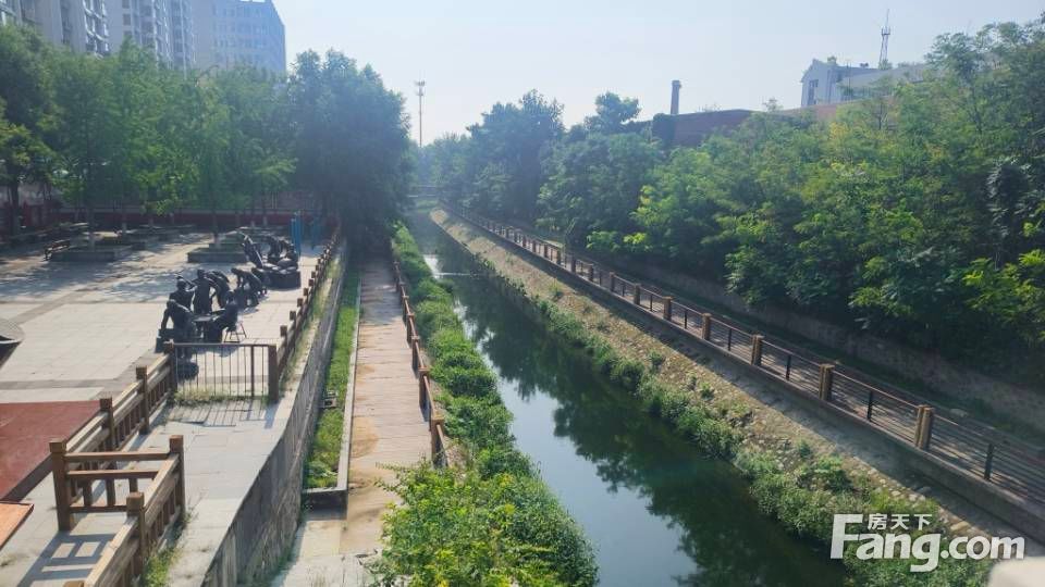 小区相关图