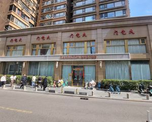 保真!丰台草桥!十字路口!年租金120万!7个车位!