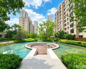 南向毛坯四居室 低楼层视野佳 满二税费省
