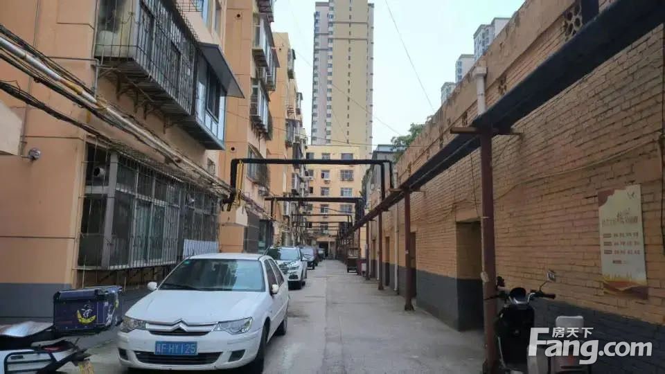 小区相关图