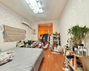奎星楼街53号 宽窄巷子 电梯套二,采光充足,视野开阔,安静