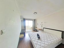 中华艺术宫旁,7/8号线 耀华路地,铁,中间楼层,南北两房
