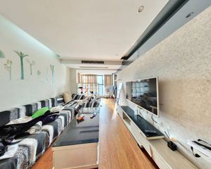 香樟林 公园旁树景房,视野开阔,小区优质,正对公园