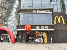 朝阳北苑地铁口,带租约出售!到手稳收房租,房本在收随时可看
