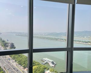 江景地铁口品质楼盘华远国际800平分割出售 汇景 万达 保利