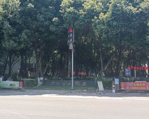 二手房0中介费资产处置收1%(步梯4楼套三双卫)