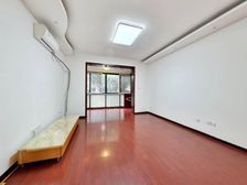 龙华阳光 客厅带阳台 朝南对中庭 诚心出售