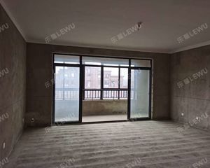 淮矿东方蓝海 170.6平 168.9万 低于市场价30万
