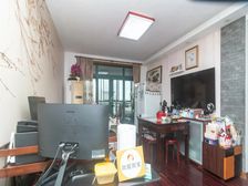 05年的电梯房,紧邻新嘉商业、印象城,电梯高区