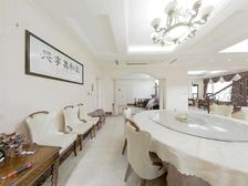 华林路,电梯一梯两户,南北通透,双平层复试!