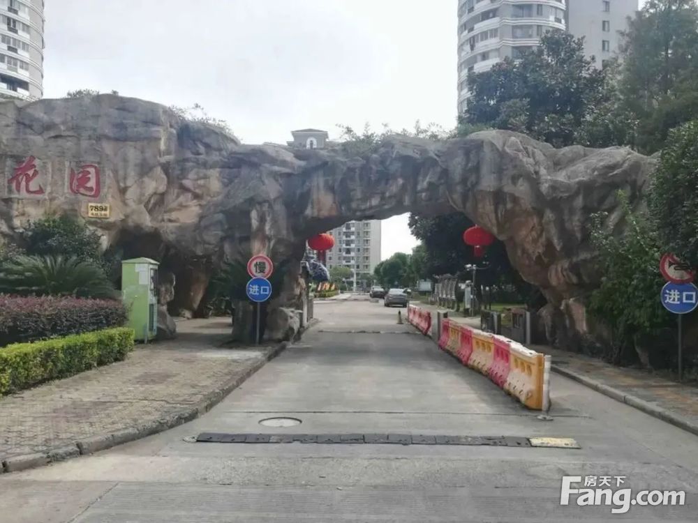 小区相关图