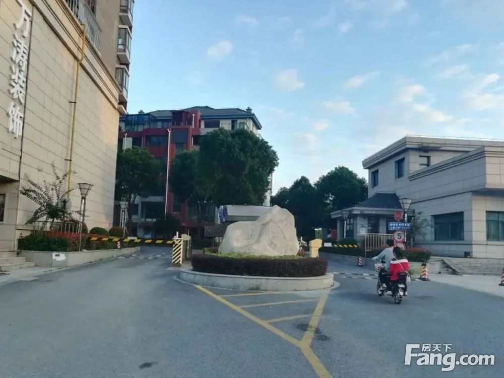 小区相关图
