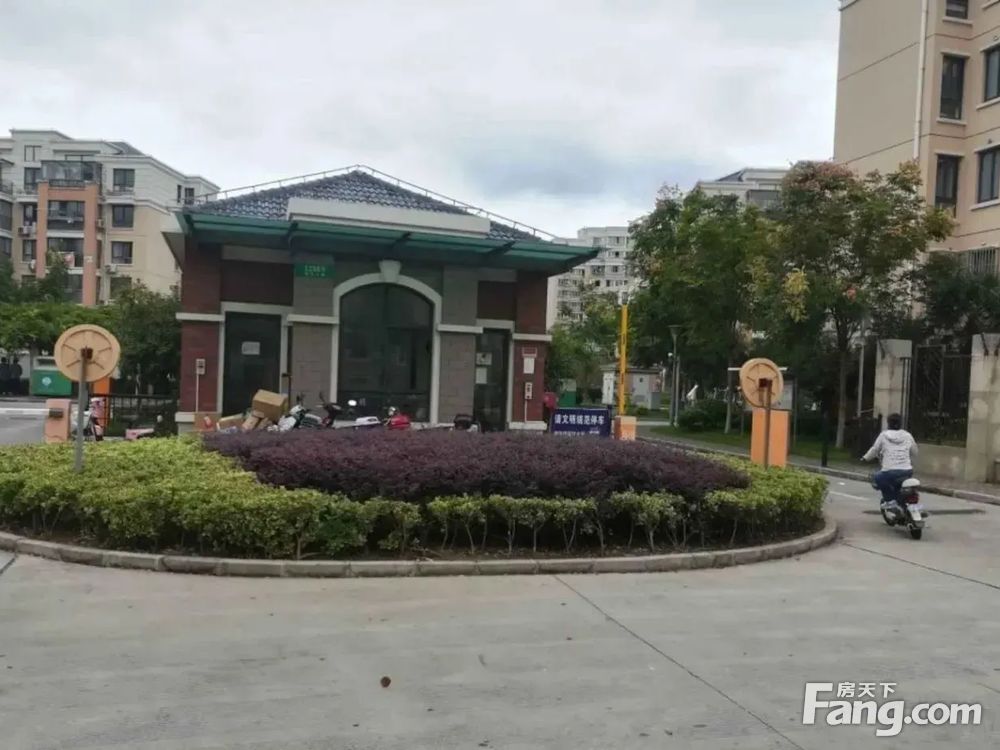 小区相关图