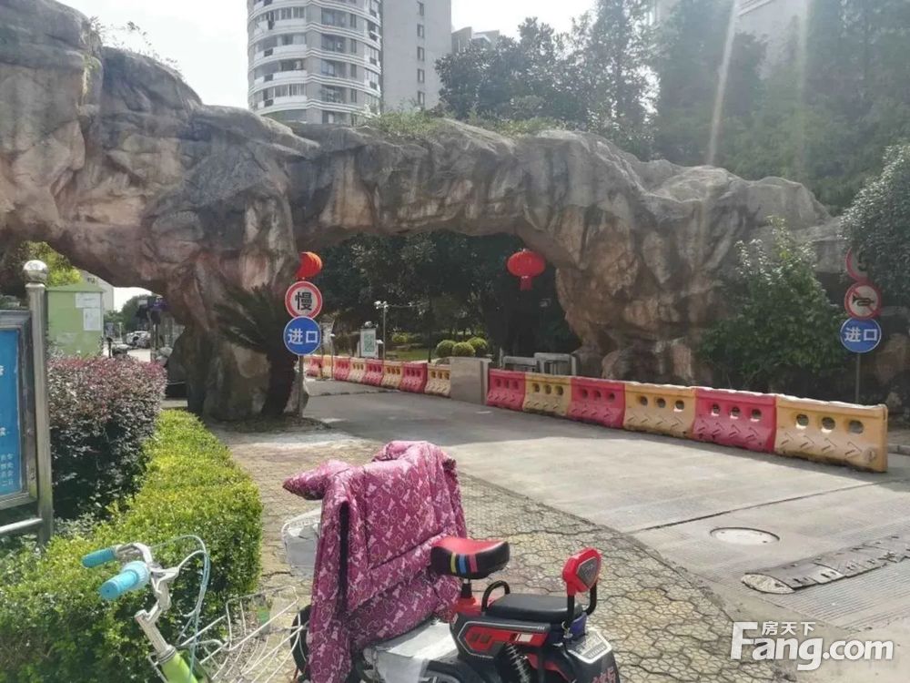 小区相关图