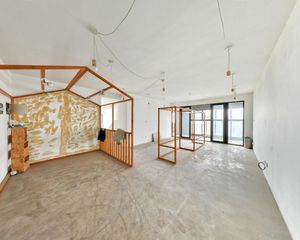 融创四海逸家 4室2厅 东北