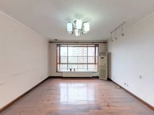 星辉西路8号 3室2厅 125.65平