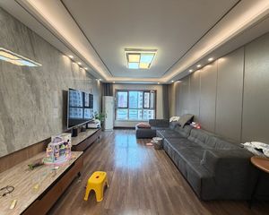 装修花了20多万 高小北师大 国宅华府南院11楼华中物业