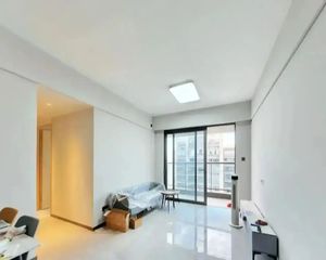 时代印记 南向三房中高层 视野开阔装修保养好 诚心出售包税