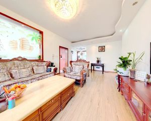 鹃城雅舍 3室1厅 东南