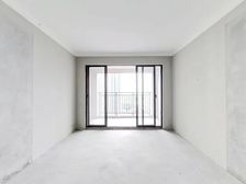 人民路广汇汇悦城,精典三房,楼层好