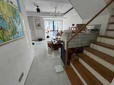 馨苑五期港城悦府上叠3层,室内带电梯3房3卫,带2个超大露台