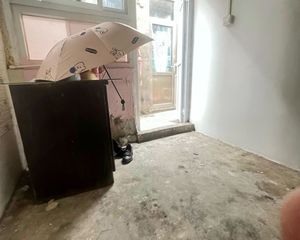 大栅栏 碳儿胡同 双证私产平房 随时过户