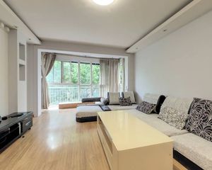 聚贤半岛花苑 中间楼层 户型方正 出租装修 朝南不临街