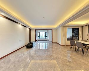 成都后花园蝶院 4室2厅 西北